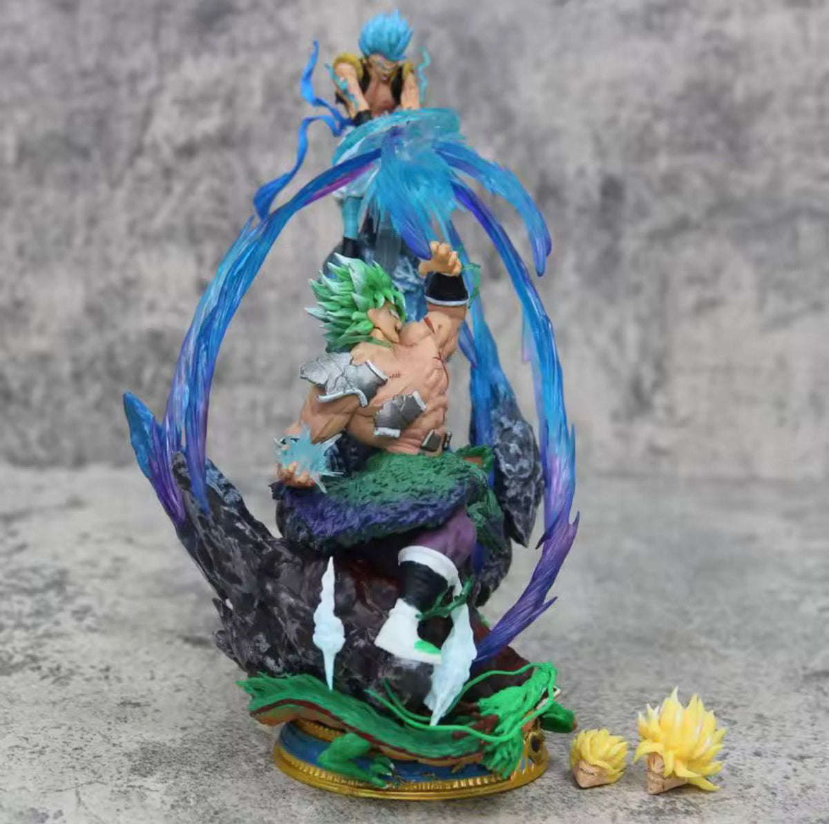 Figura Broly vs Gogeta de Dragon Ball Super — presentación del producto (vista 4), Mundo-Z