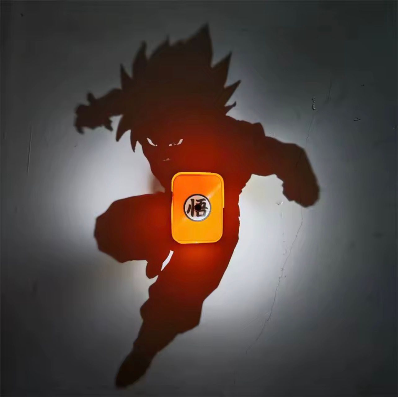 Lámpara de Aura Guerrera de Dragon Ball — luz nocturna LED (vista frontal), Mundo-Z
